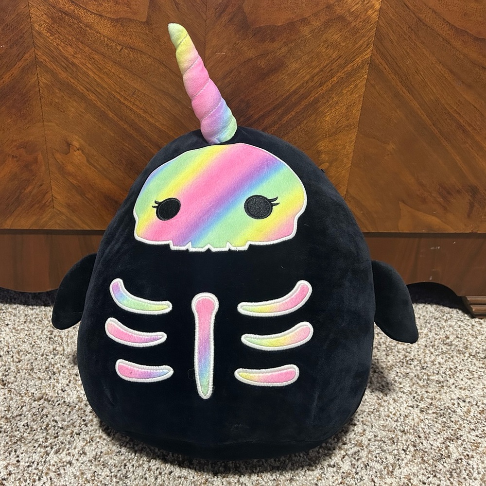 Squishmallows Skeleton Narwhal - Bufinda
